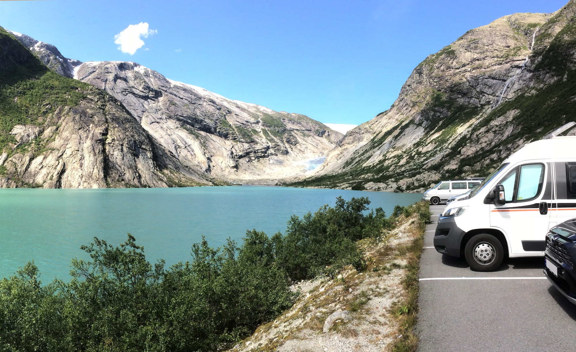 Road trip to the glacier lake in Norway, van life, travelling, car, mountains, blue water, adventure